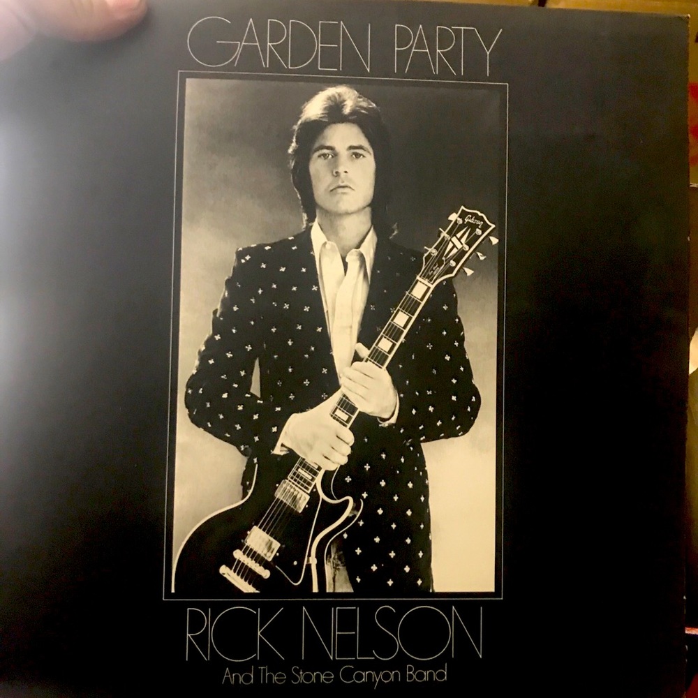 Lp vinyl record
